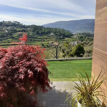 Land'him House بونتي دا بارسا