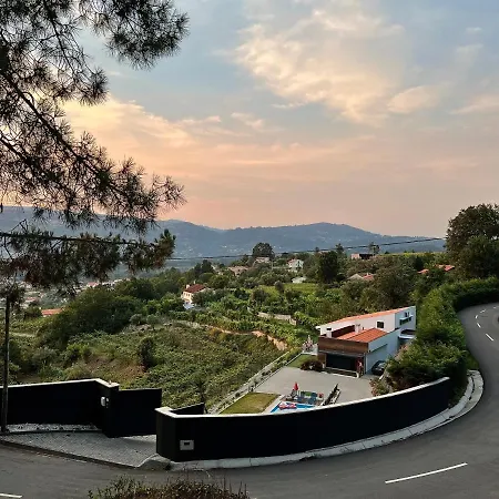 Land'him House Ponte da Barca