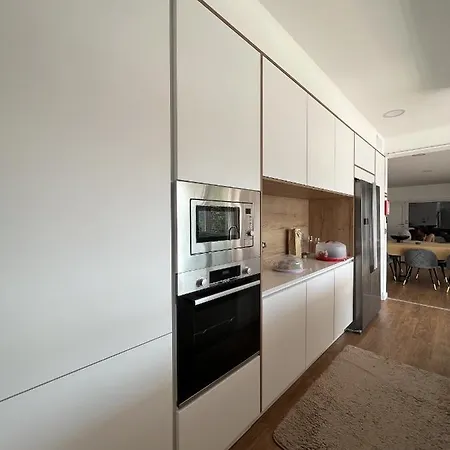 Land'him House 4* بونتي دا بارسا